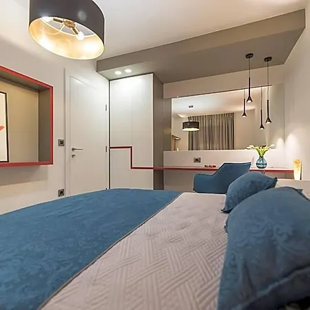 Dali Hotel 4*