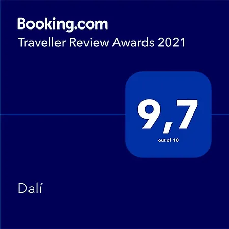 Dali Hotel 4*