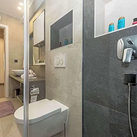 Dali Hotel 4*