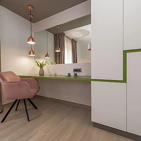 Hotel Dali 4*