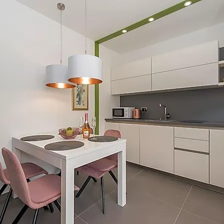 Hotel Dali 4*